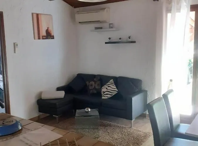 Petite Maison